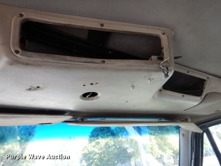 image for item KY9710 2003 Sterling AT9500  semi truck