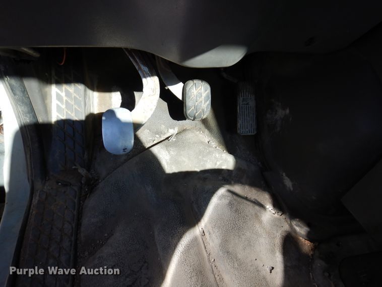 image for item KY9710 2003 Sterling AT9500  semi truck