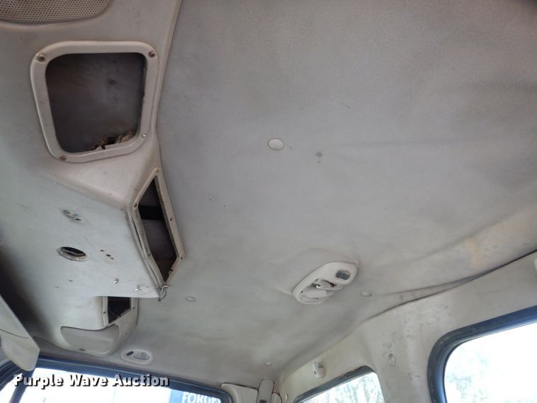 image for item KY9710 2003 Sterling AT9500  semi truck