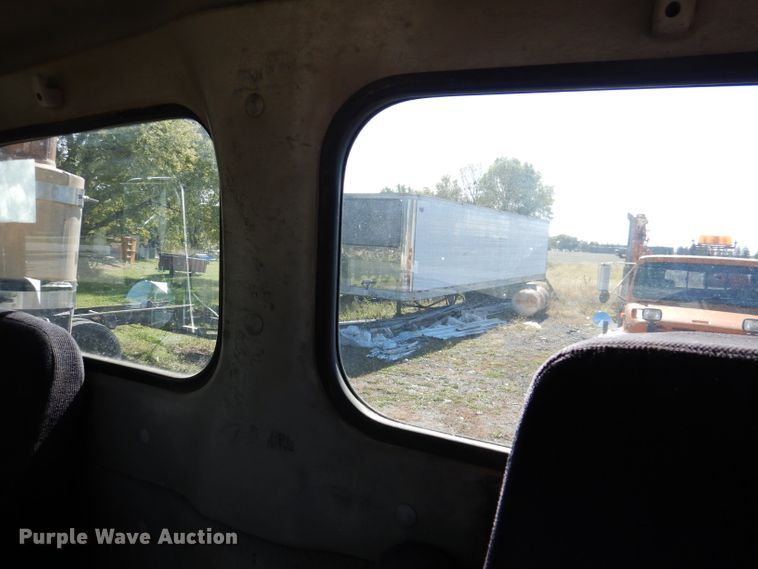 image for item KY9710 2003 Sterling AT9500  semi truck