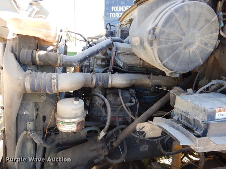 image for item KY9710 2003 Sterling AT9500  semi truck