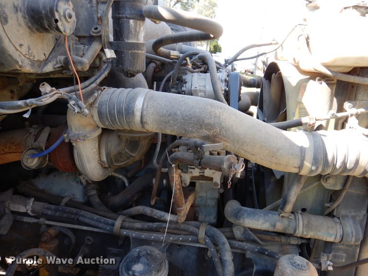 image for item KY9710 2003 Sterling AT9500  semi truck