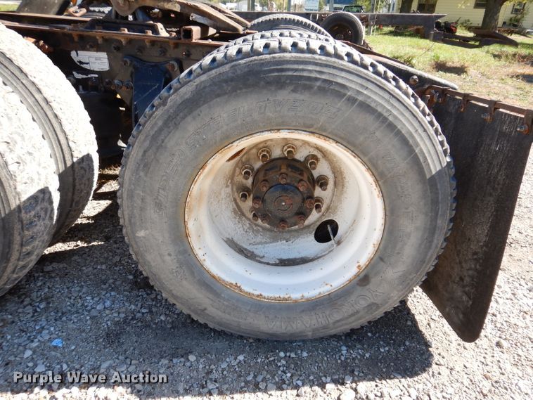 image for item KY9710 2003 Sterling AT9500  semi truck