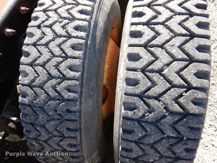 image for item KY9710 2003 Sterling AT9500  semi truck