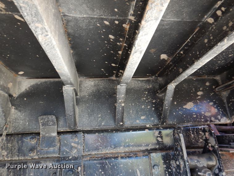 image for item KY9711 1995 International 4900  dump truck