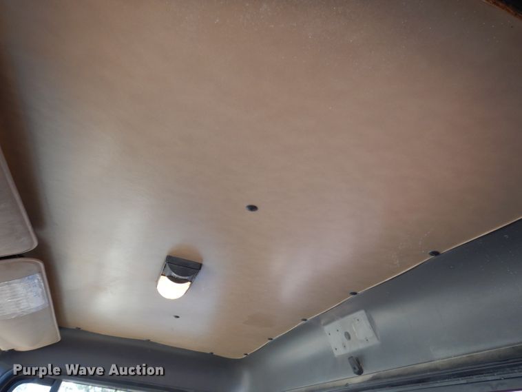 image for item KY9711 1995 International 4900  dump truck