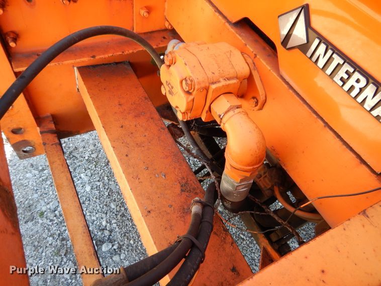 image for item KY9711 1995 International 4900  dump truck