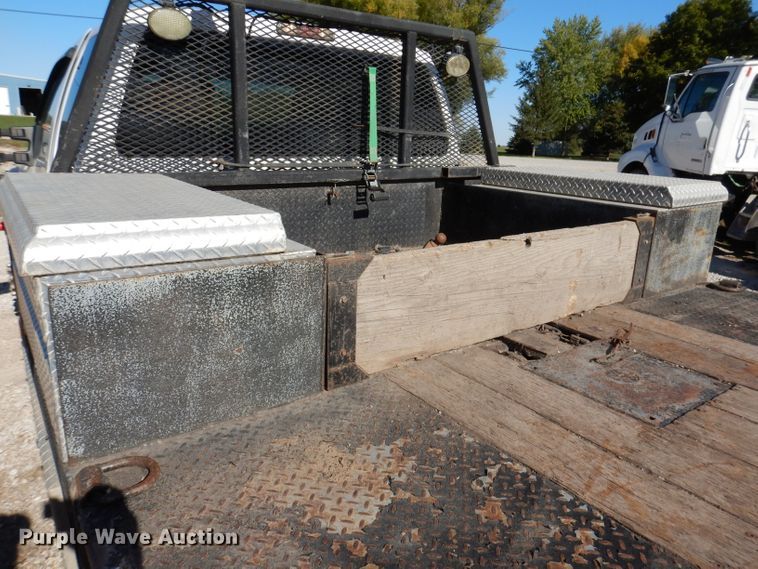image for item KY9712 2014 Ford F450 Super Duty  flatbed truck