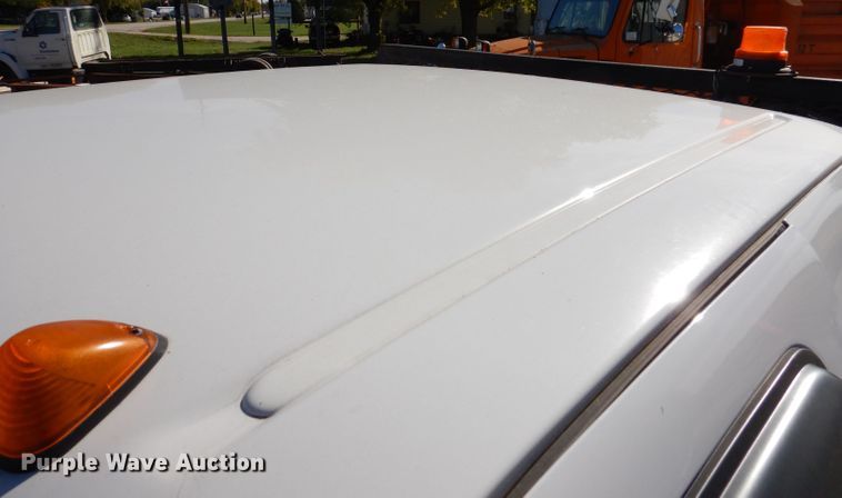 image for item KY9712 2014 Ford F450 Super Duty  flatbed truck