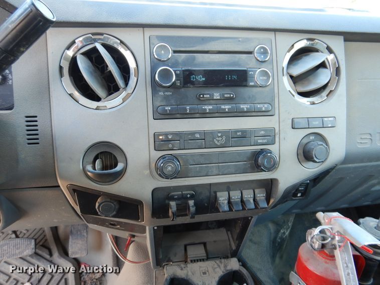 image for item KY9712 2014 Ford F450 Super Duty  flatbed truck