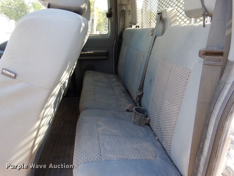 image for item KY9712 2014 Ford F450 Super Duty  flatbed truck