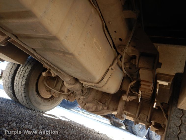 image for item KY9712 2014 Ford F450 Super Duty  flatbed truck