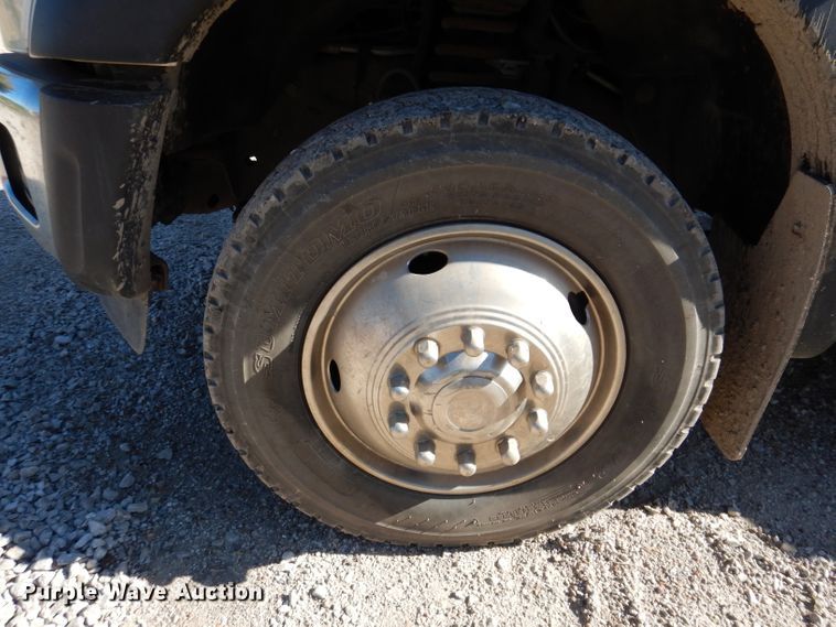 image for item KY9712 2014 Ford F450 Super Duty  flatbed truck