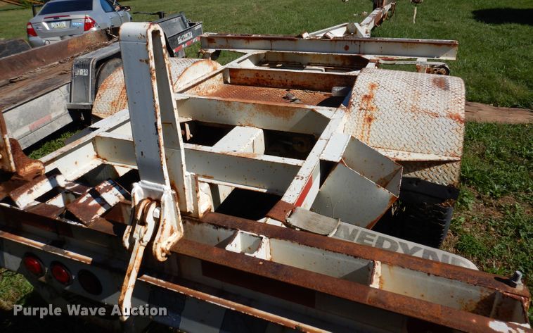 image for item KY9715 1992 Butler EW2850  pole trailer