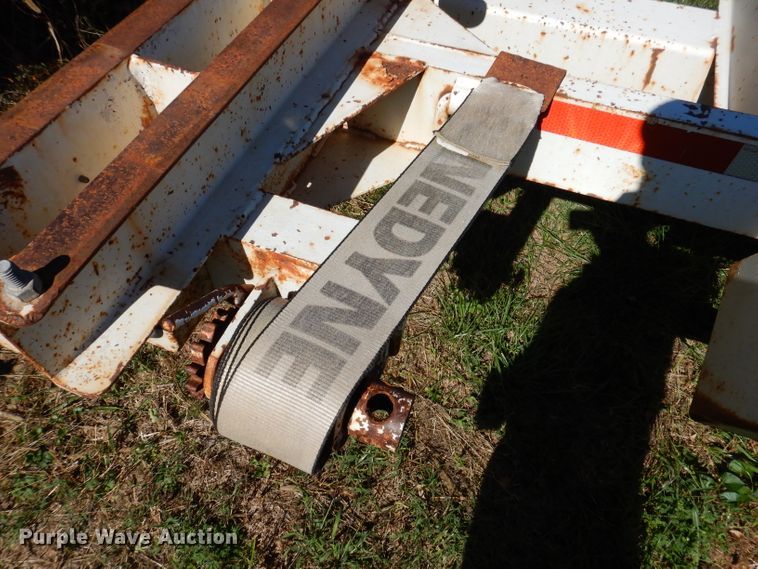 image for item KY9715 1992 Butler EW2850  pole trailer