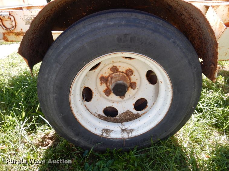 image for item KY9715 1992 Butler EW2850  pole trailer