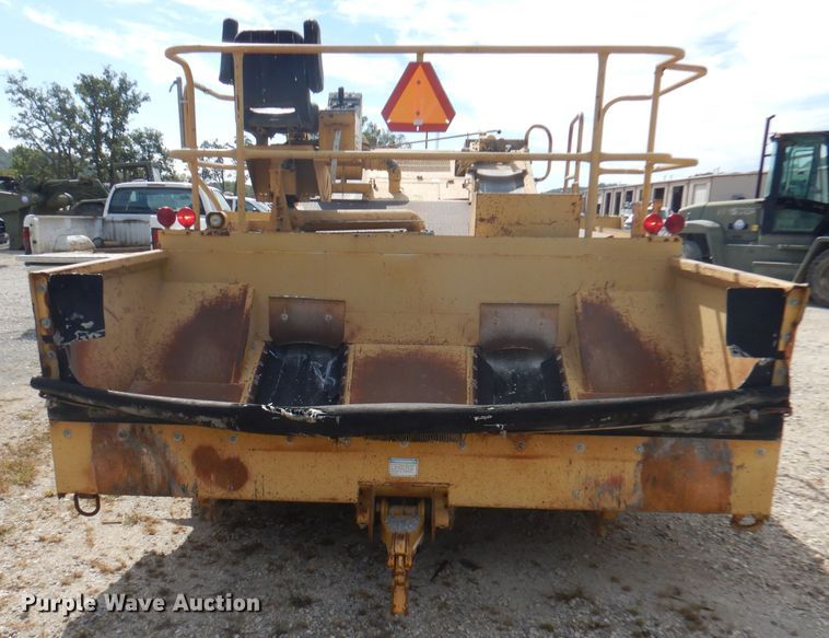 image for item DA5399 Etnyre  chip spreader