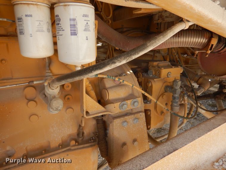 image for item DA5399 Etnyre  chip spreader