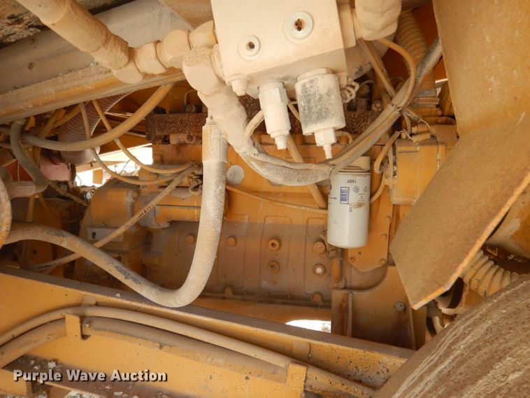 image for item DA5399 Etnyre  chip spreader