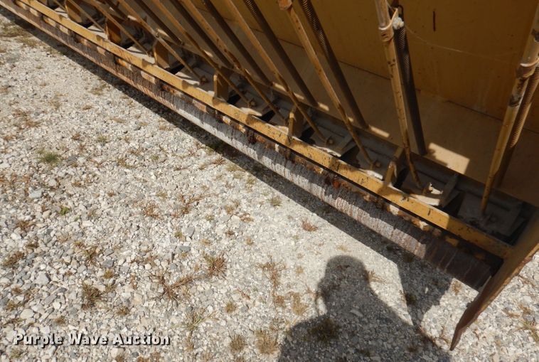 image for item DA5399 Etnyre  chip spreader