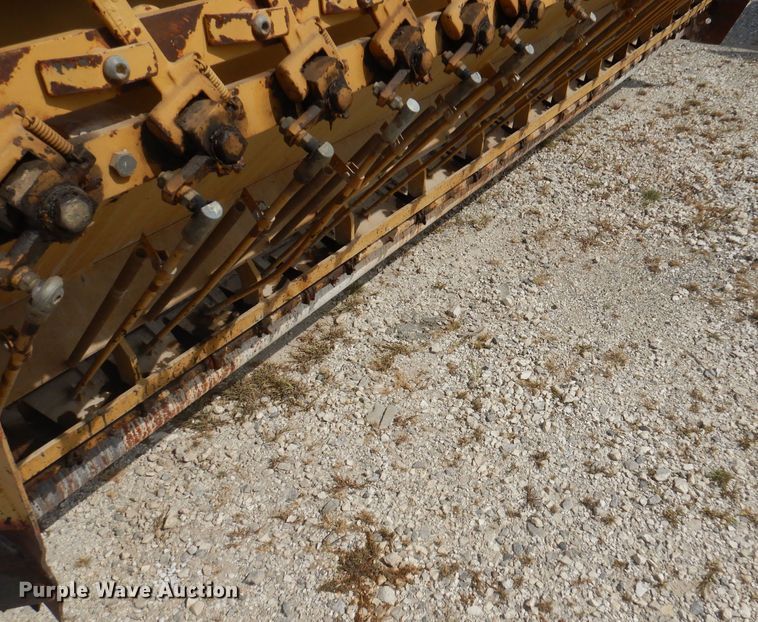 image for item DA5399 Etnyre  chip spreader