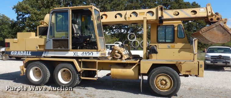image for item DA5400 1996 Gradall XL4100  wheeled excavator