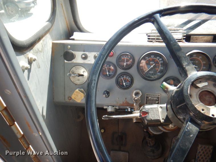 image for item DA5400 1996 Gradall XL4100  wheeled excavator