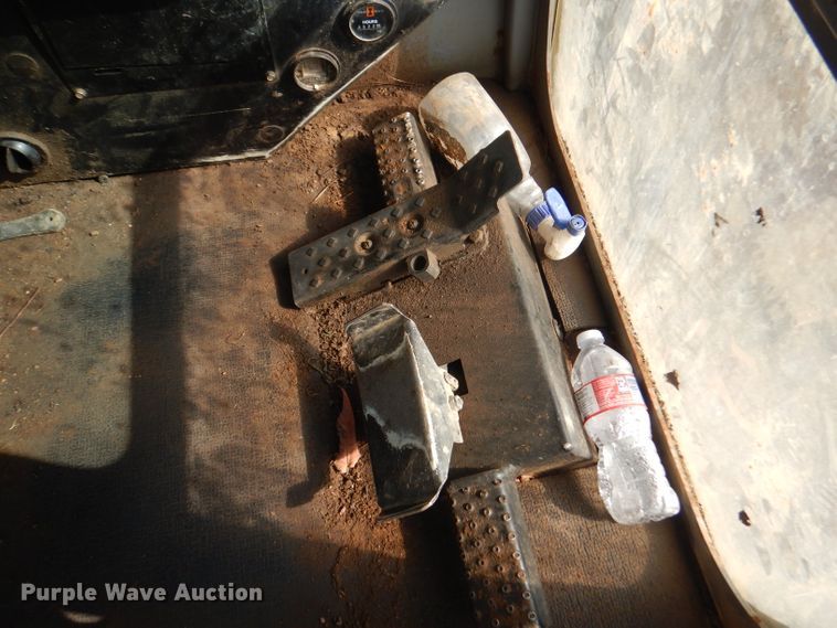 image for item DA5400 1996 Gradall XL4100  wheeled excavator