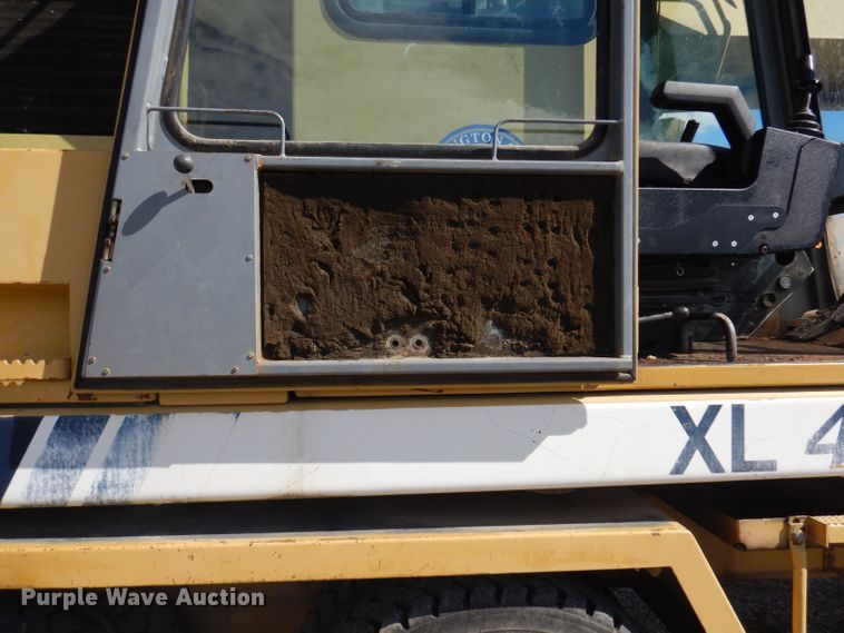 image for item DA5400 1996 Gradall XL4100  wheeled excavator