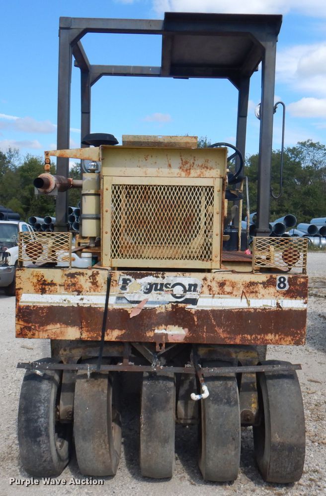 image for item DA5402 1990 Ferguson SP-912  pneumatic roller