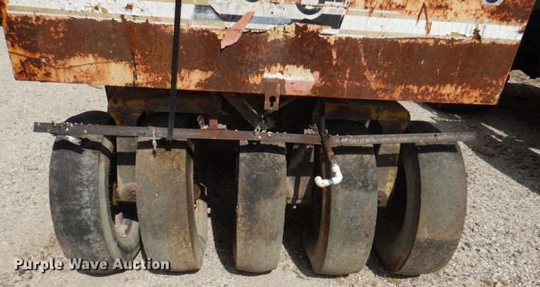 image for item DA5402 1990 Ferguson SP-912  pneumatic roller