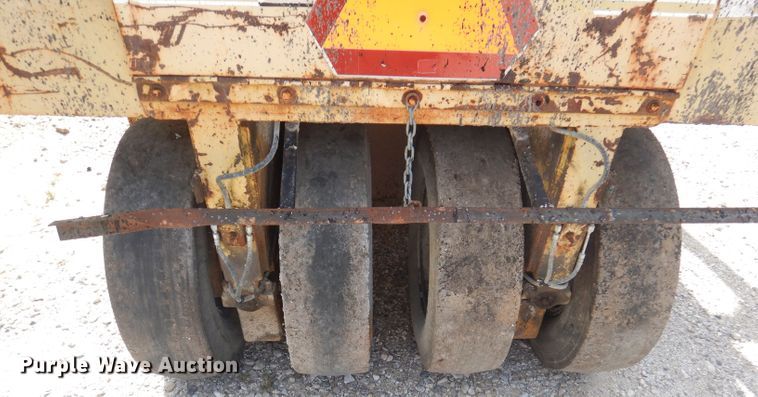 image for item DA5402 1990 Ferguson SP-912  pneumatic roller