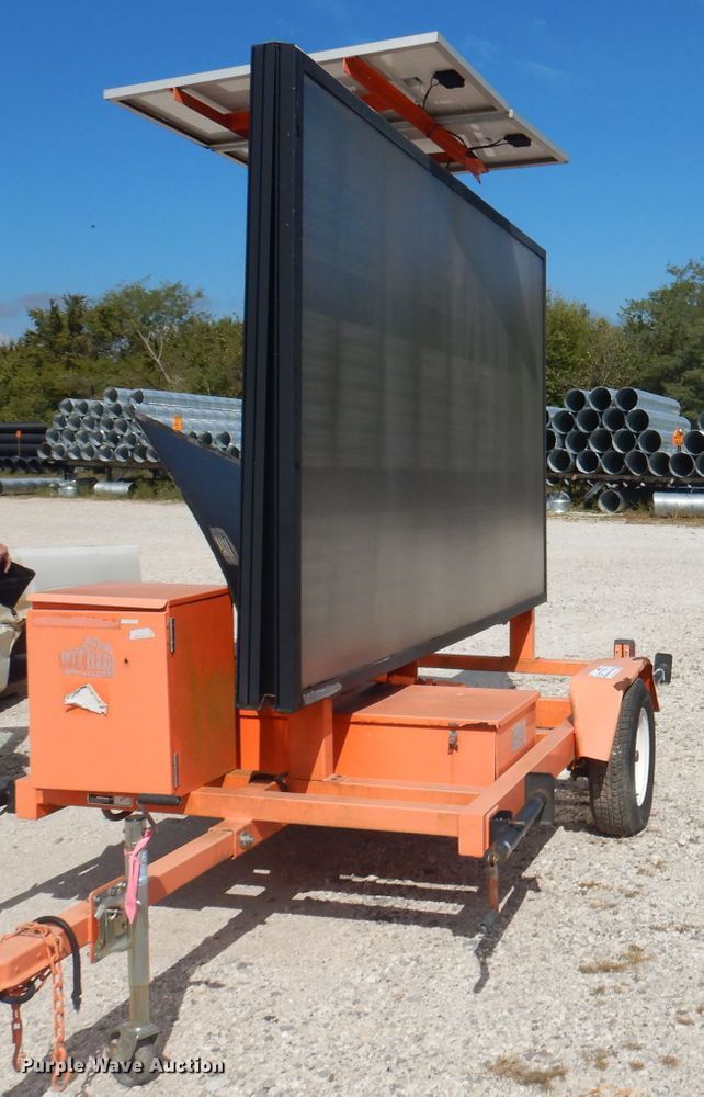 image for item DA5404 Message board trailer