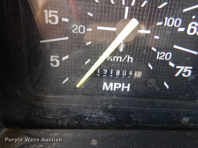 image for item DA5407 1995 Ford F800  dump truck