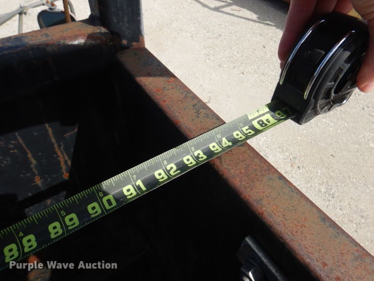 image for item DA5407 1995 Ford F800  dump truck