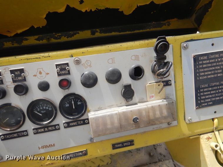 image for item DA5408 Hamm GRW5  pneumatic roller