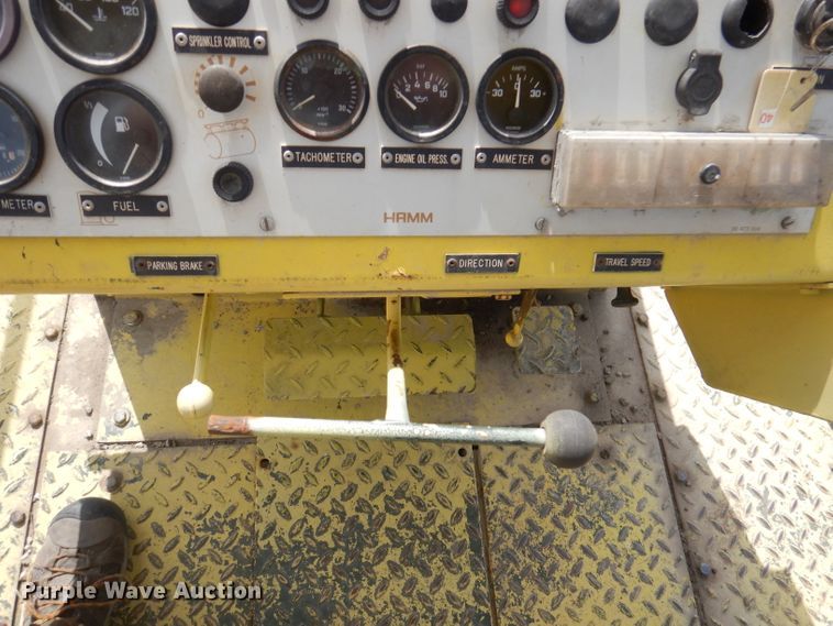 image for item DA5408 Hamm GRW5  pneumatic roller