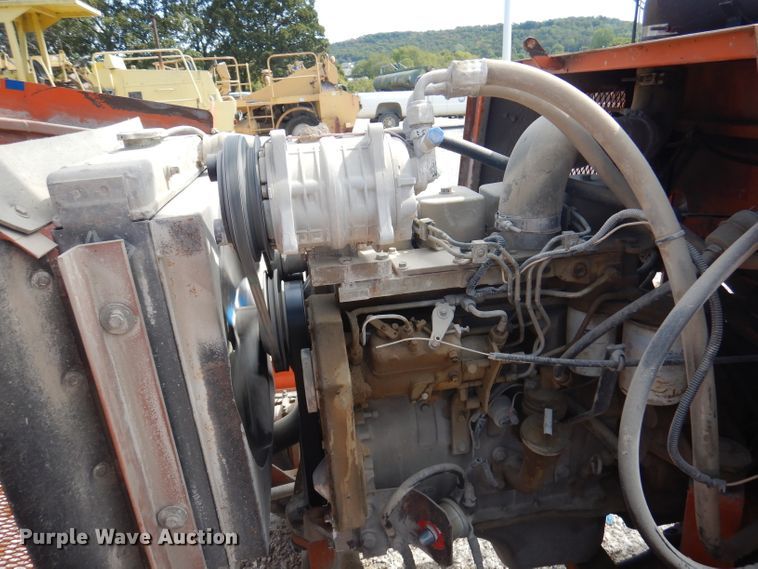 image for item DA5413 2001 Broce RC350  broom