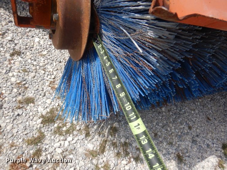 image for item DA5413 2001 Broce RC350  broom