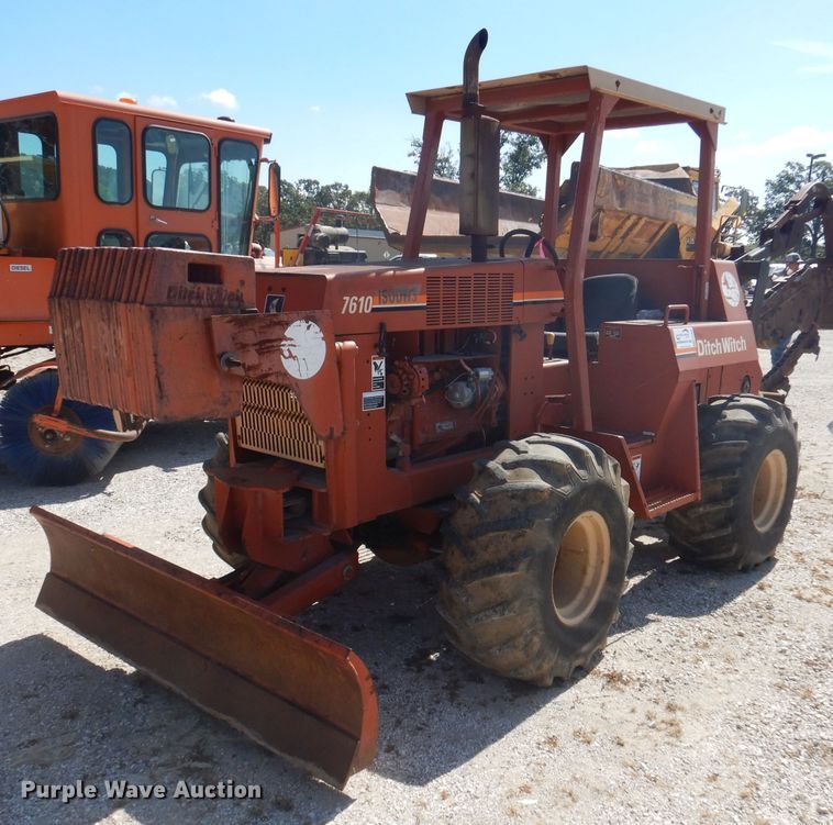 image for item DA5420 1999 Ditch Witch 7610  trencher