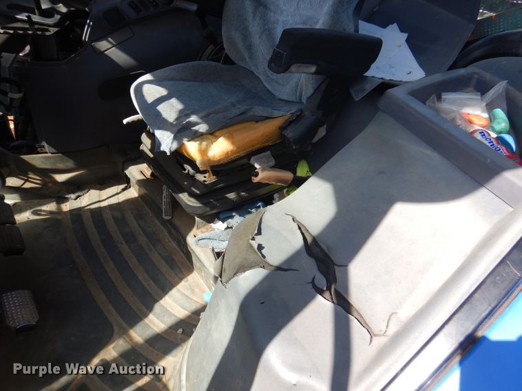 image for item DA5421 New Holland TS110A  tractor