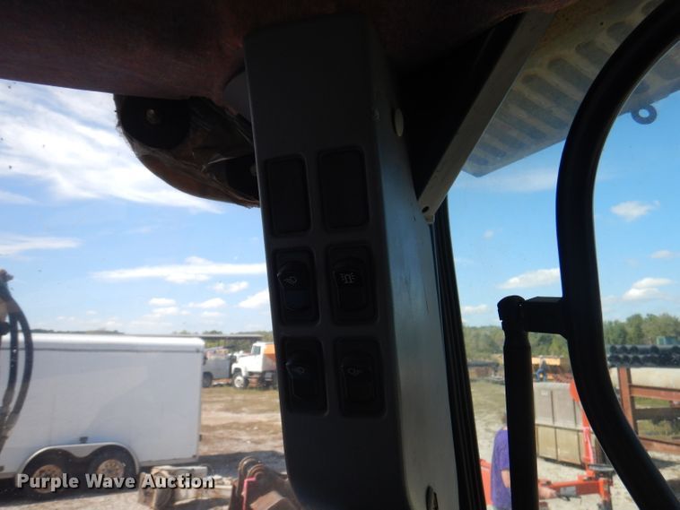 image for item DA5421 New Holland TS110A  tractor