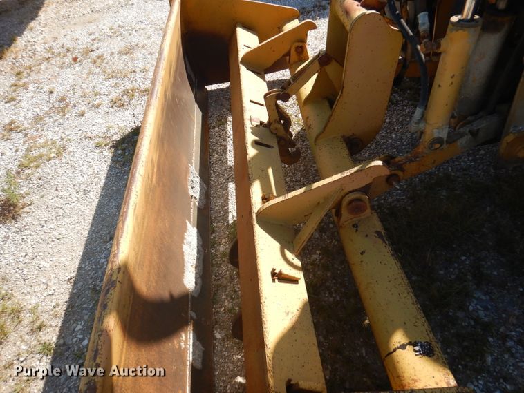 image for item DA5425 1985 Case 480LL  landscape tractor