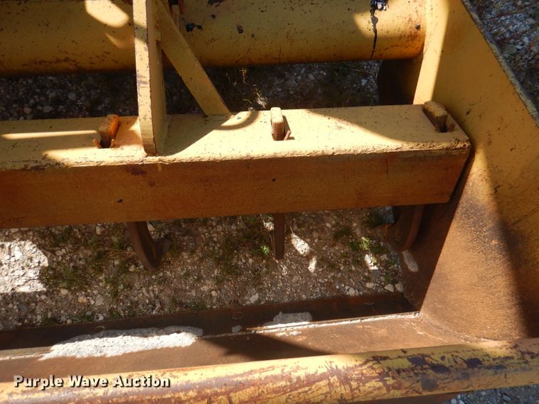 image for item DA5425 1985 Case 480LL  landscape tractor