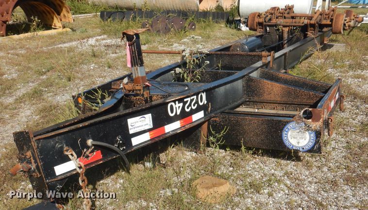 image for item DA5427 2012 Towmaster  trailer chassis