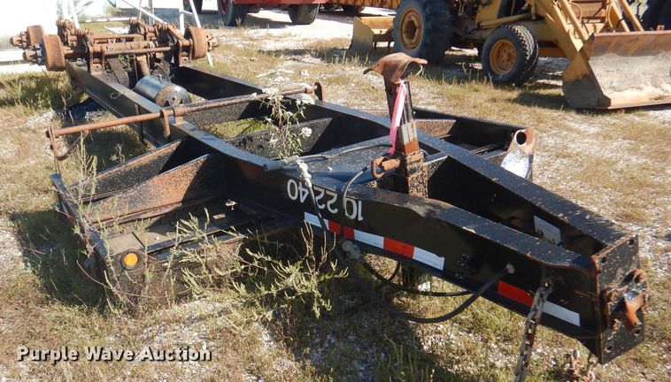 image for item DA5427 2012 Towmaster  trailer chassis