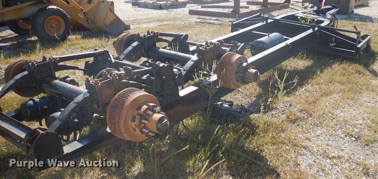 image for item DA5427 2012 Towmaster  trailer chassis