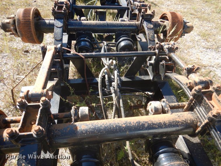 image for item DA5427 2012 Towmaster  trailer chassis