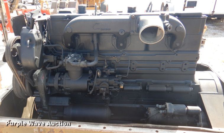 image for item DA5428 Cummins NHC-250  engine