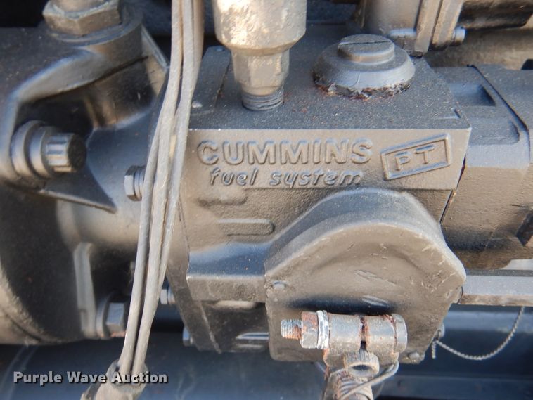 image for item DA5428 Cummins NHC-250  engine